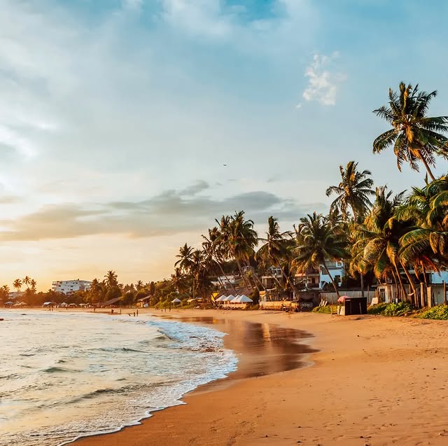 From Snapshots to Stories: Travel Photography Guide 4 Featured Image