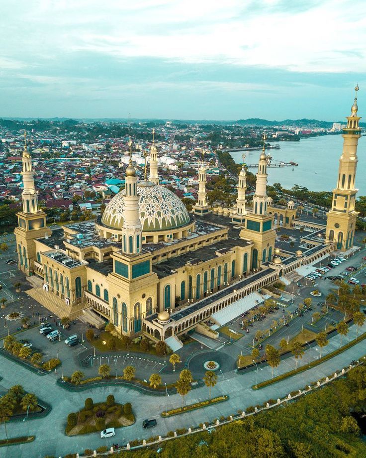 Istiqlal Mosque and Jakarta Cathedral