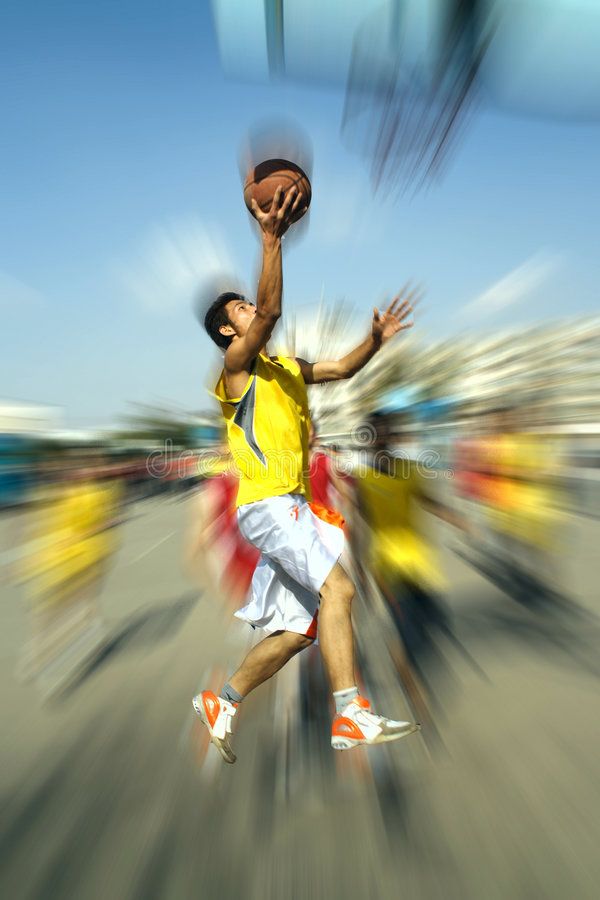 How to Take Stunning Travel Photos: The Ultimate Guide for Every Traveler 8 Motion blur